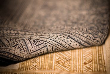 استفاده از نانوجوهرهای ایرانی در تولید موکت و روسری های ایرانی