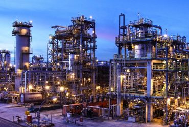 تقدیر از فعالیت‌های رسانه‌ای شرکت تخصصی و نانوفناور نفت و گاز سرو در حوزه نانوکاتالیست‌ها (رسانه برتر تخصصی 1403)