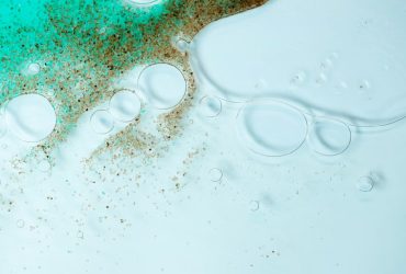 کاربردهای فناوری نانو در پوشش‌های خودتمیزشونده