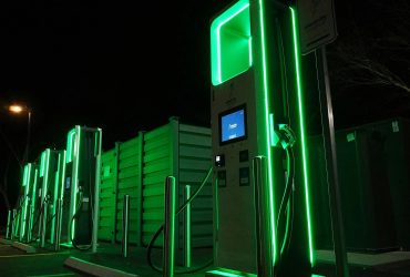 بررسی کاربردهای فناوری نانو در  پیل‌های سوختی پلیمری‎