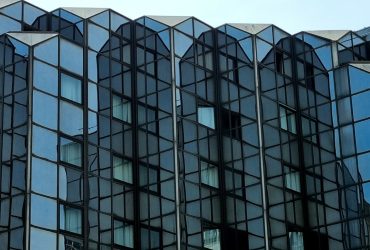 کاربرد فناوری نانو در شیشه‌های هوشمند