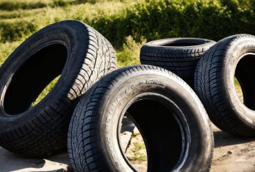 بررسی آخرین تحولات و فناوری های حوزه لاستیک در نشست تخصصی کارگزاران ترویج صنعتی و کارخانه ایران یاسا تایر و رابر در محل کارخانه ایران یاسا