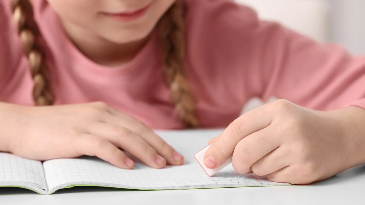 پاک‌کن نانویی ضدباکتری، نوآوری نانویی برای محافظت از دانش‌آموزان