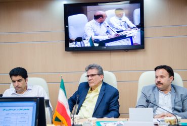 نشست هم‌اندیشی با شرکت‌های صنعتی دارای گواهینامه نانومقیاس