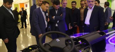 گزارش تصویری بازدید وزیر ارتباطات و فناوری اطلاعات از ستاد فناوری نانو