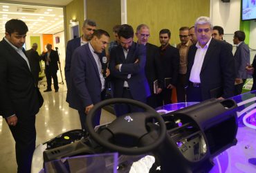 گزارش تصویری بازدید وزیر ارتباطات و فناوری اطلاعات از ستاد فناوری نانو