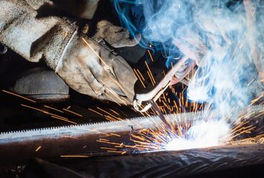 تولید صنعتی اسپری ضدجرقه ایرانی برای جوشکاری