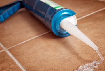 تولید نانوافزودنیهای ایرانی در جهت تأمین نیاز صنایع چسب و رزین