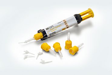 چسب دندانی ایرانی در مسیر تولید با فناوری نانو